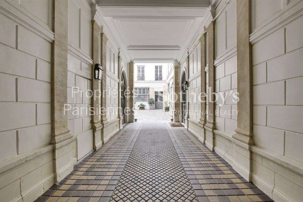 Apartment Paris 6e