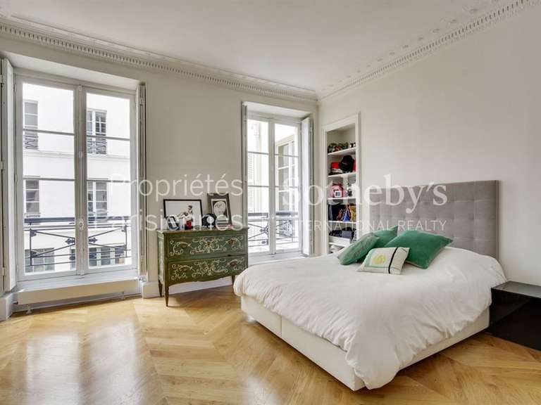 Apartment Paris 6e - 2 bedrooms - 140m²
