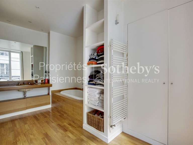 Apartment Paris 6e - 2 bedrooms - 140m²