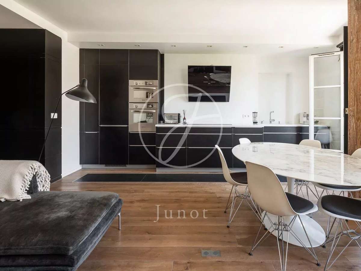Apartment Paris 6e