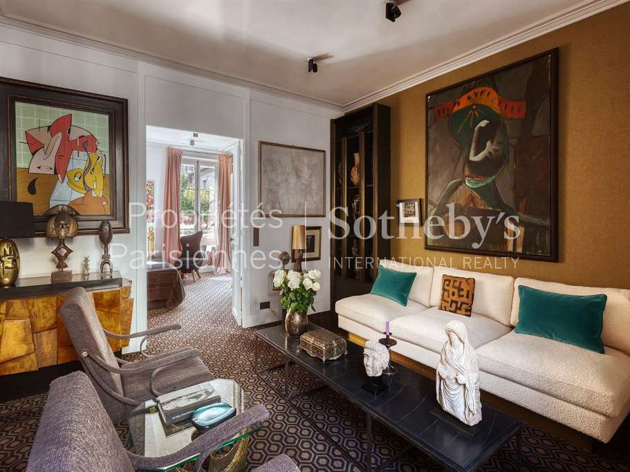 Apartment Paris 6e