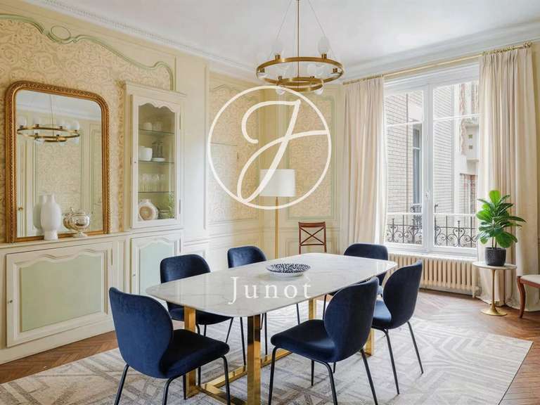 Appartement Paris 6e - 4 chambres - 175m²
