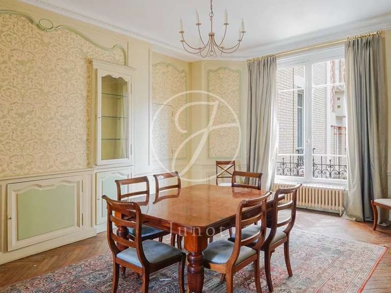 Appartement Paris 6e - 4 chambres - 175m²