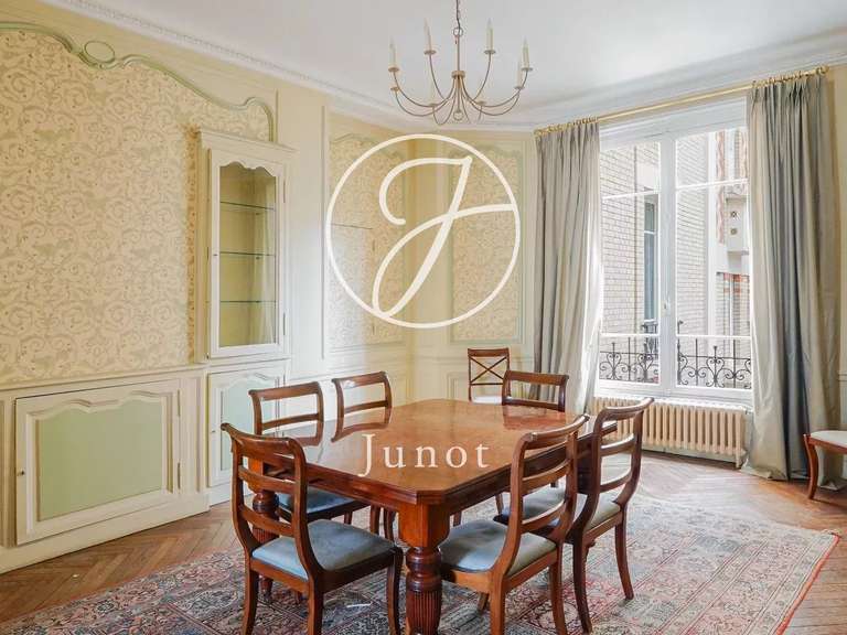Appartement Paris 6e - 4 chambres - 175m²