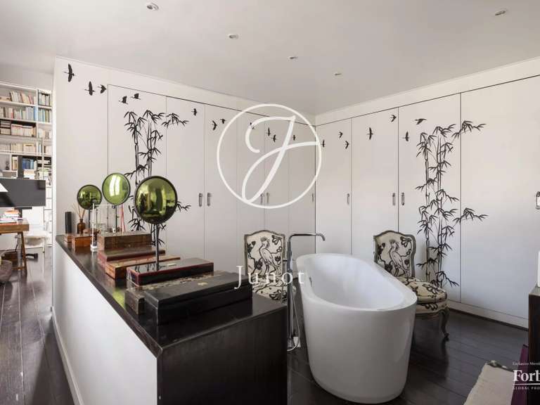 Appartement Paris 6e - 3 chambres - 171m²