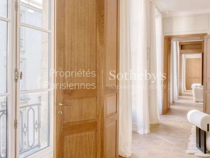 Appartement Paris 6e - 2 chambres - 181m²