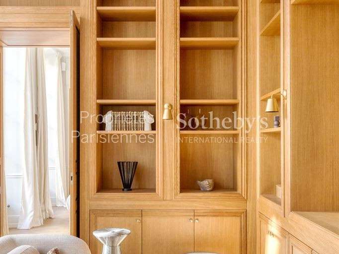 Apartment Paris 6e - 2 bedrooms - 181m²