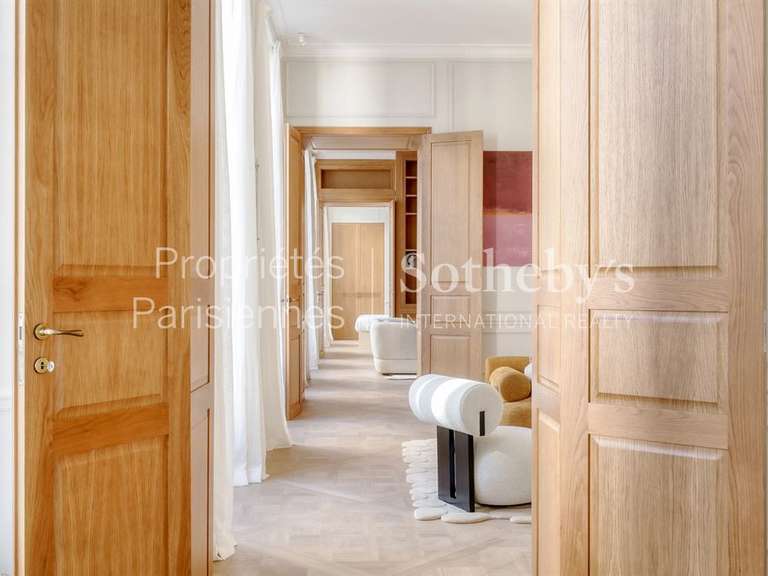 Appartement Paris 6e - 2 chambres - 181m²