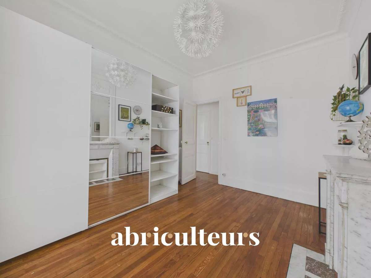 Apartment Paris 6e