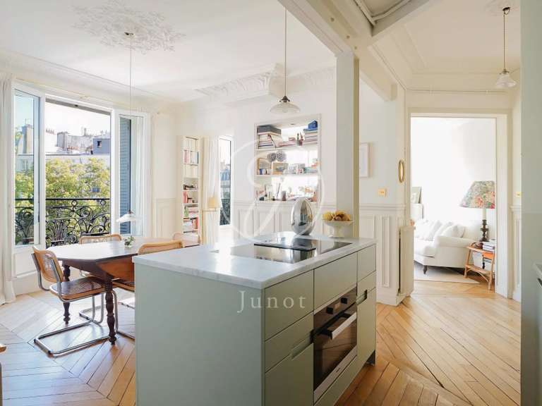 Appartement Paris 6e - 2 chambres - 81m²