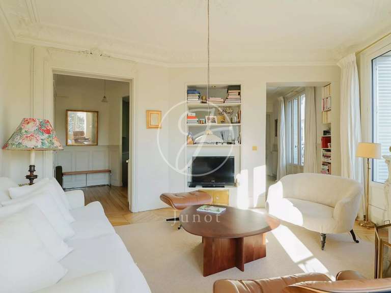 Appartement Paris 6e - 2 chambres - 81m²