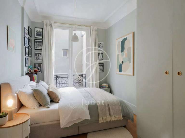 Appartement Paris 6e - 2 chambres - 81m²