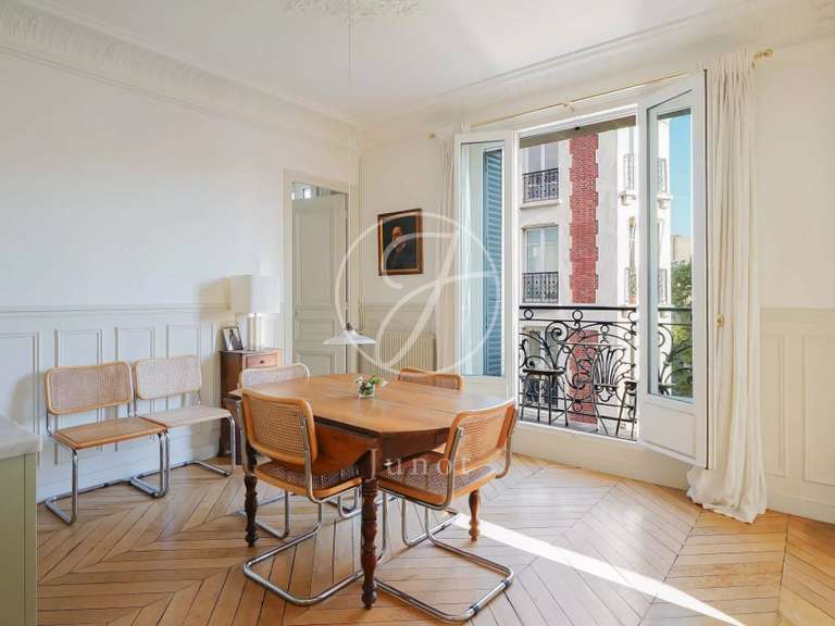 Appartement Paris 6e - 2 chambres - 81m²