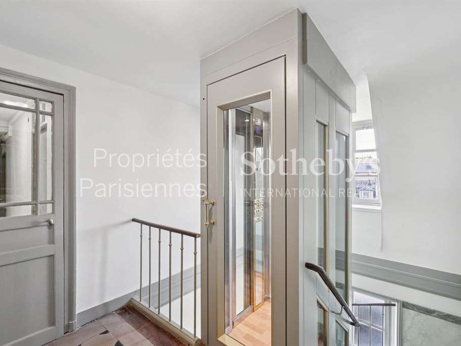 Apartment Paris 6e