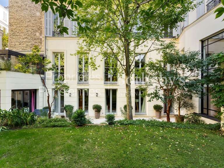 Appartement Paris 6e - 6 chambres - 371m²
