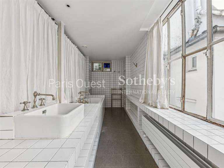 Appartement Paris 6e - 2 chambres - 179m²