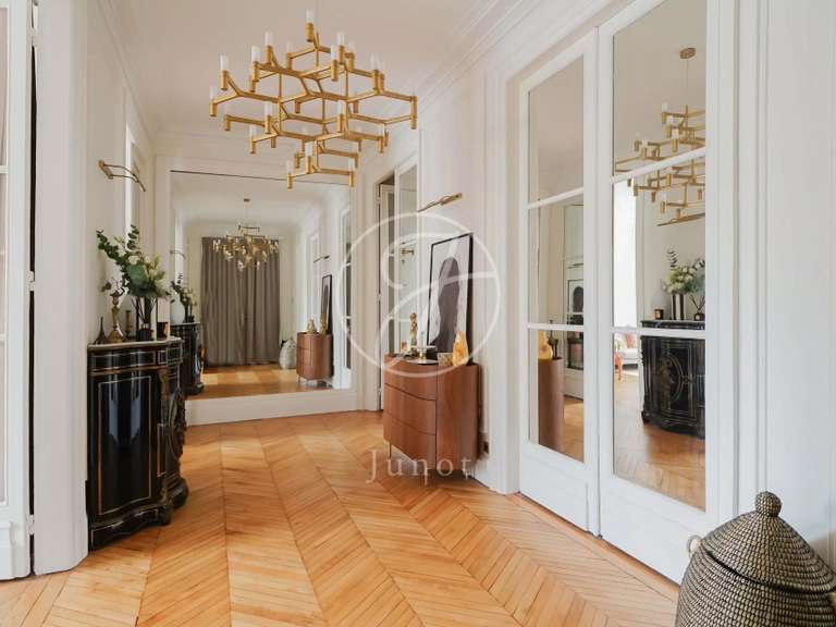 Appartement Paris 6e - 198m²