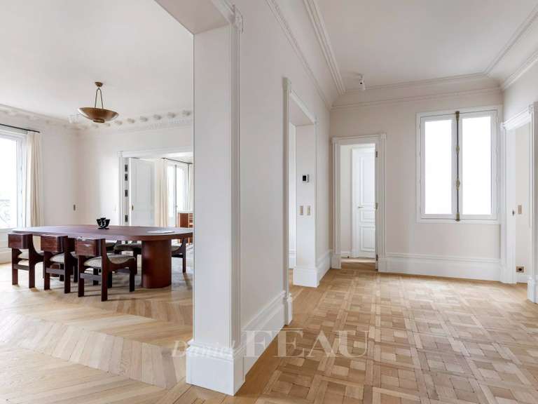 Apartment Paris 6e - 3 bedrooms - 183m²