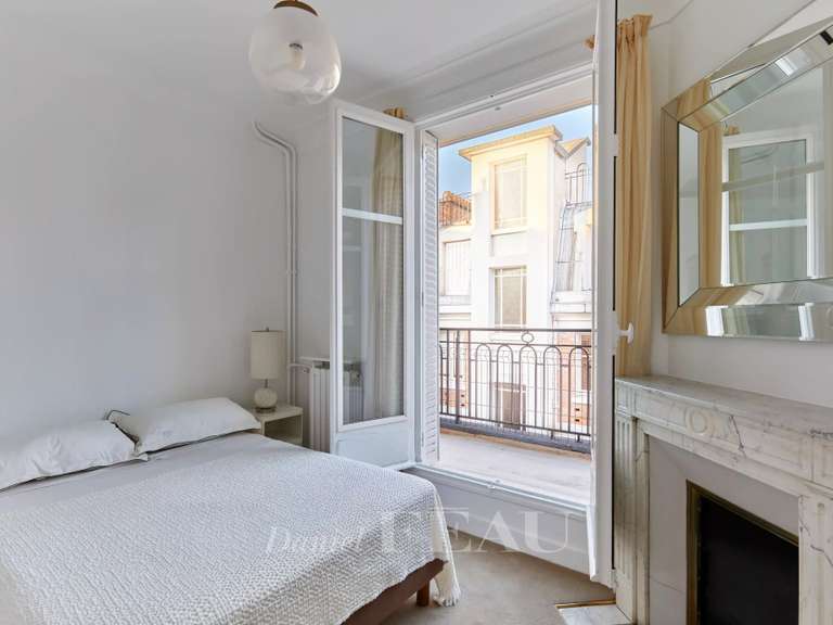 Appartement Paris 6e - 3 chambres - 166m²