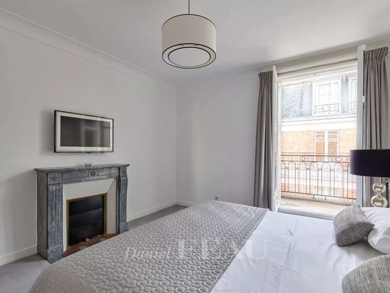 Appartement Paris 6e - 3 chambres - 166m²