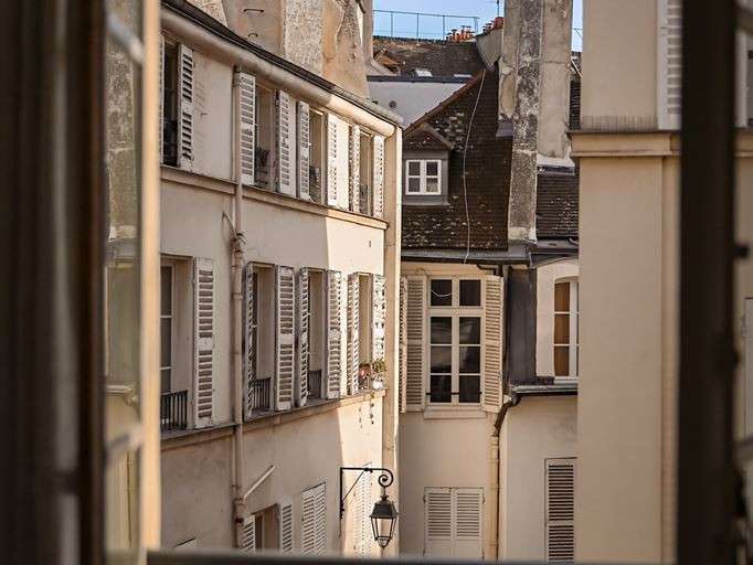 Appartement Paris 6e - 2 chambres - 76m²