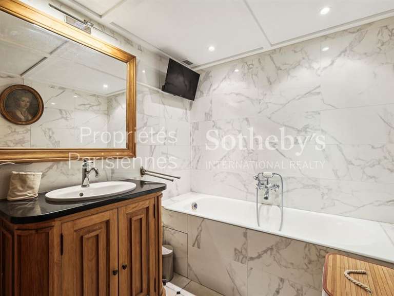 Appartement Paris 6e - 2 chambres - 73m²