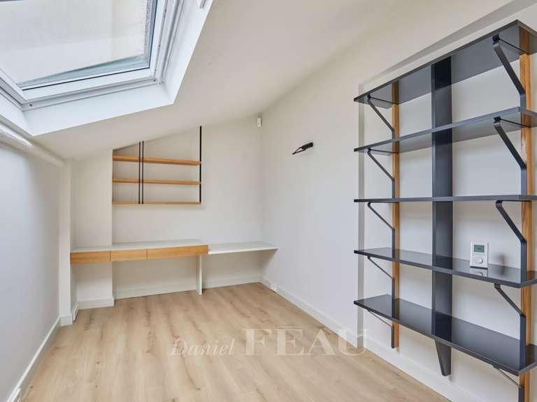 Appartement Paris 6e - 2 chambres - 68m²