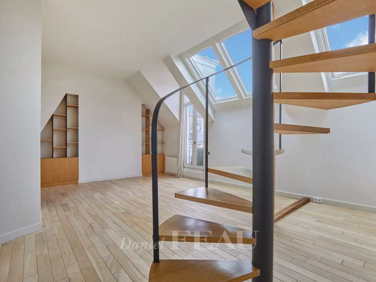 Appartement Paris 6e - 2 chambres - 68m²