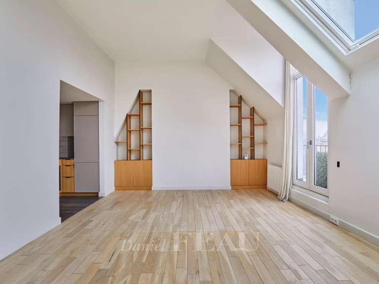Appartement Paris 6e - 2 chambres - 68m²