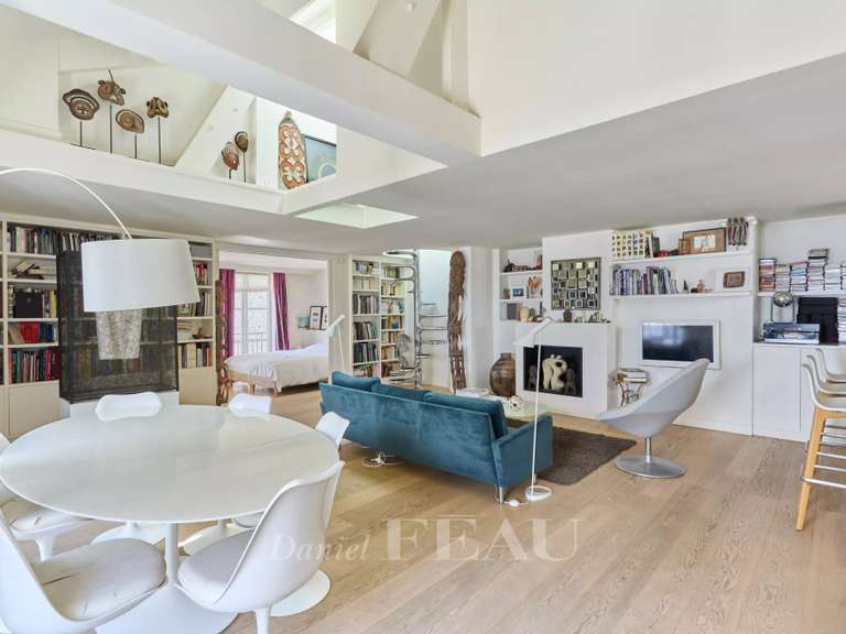 Appartement Paris 6e - 2 chambres - 100m²