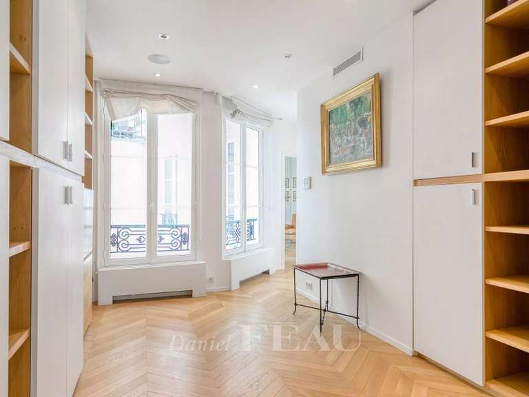 Appartement Paris 6e - 3 chambres - 184m²