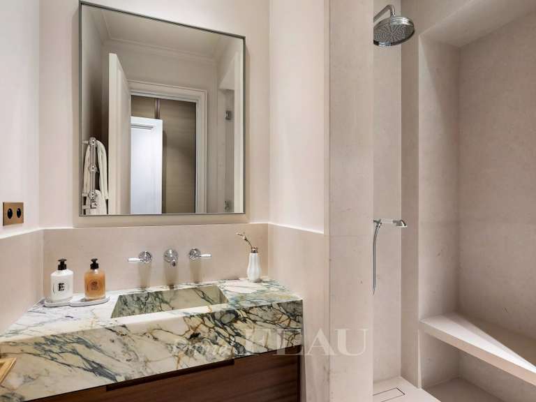 Apartment Paris 6e - 3 bedrooms - 150m²