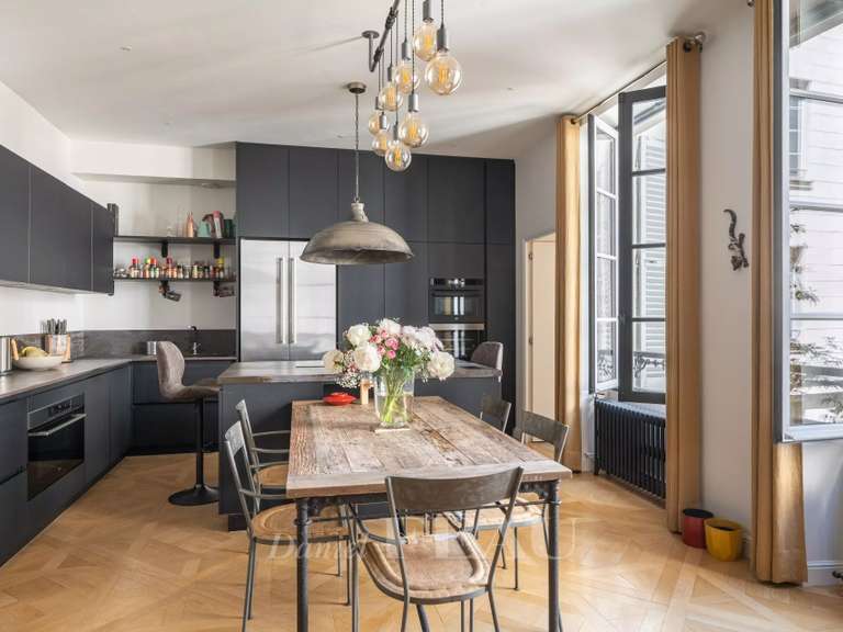 Appartement Paris 6e - 4 chambres - 170m²