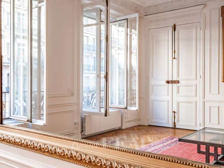 Appartement Paris 6e - 5 chambres - 172m²