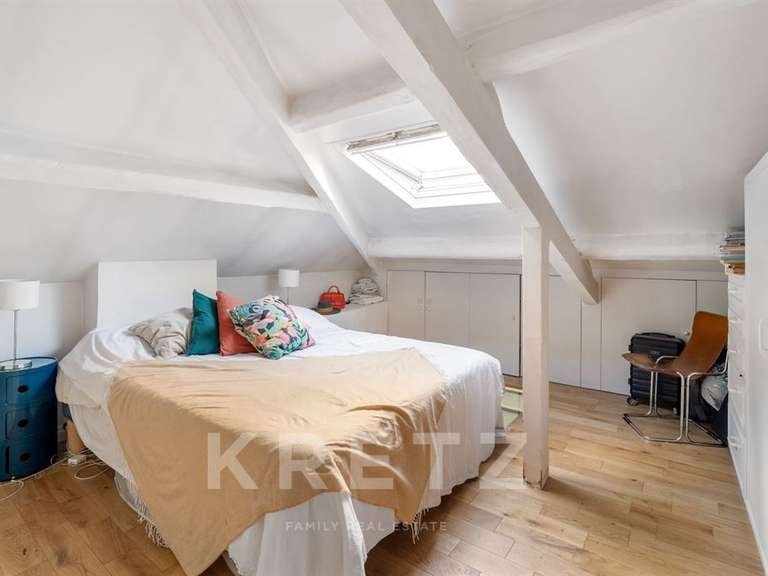 Appartement Paris 6e - 1 chambre - 75m²