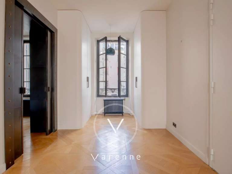 Appartement Paris 6e - 4 chambres - 170m²