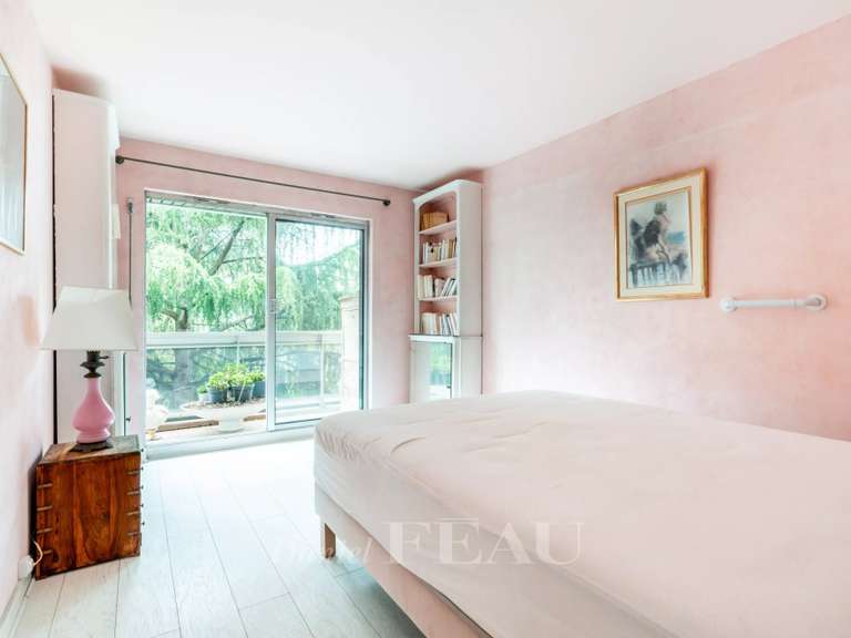 Appartement Paris 6e - 2 chambres - 73m²