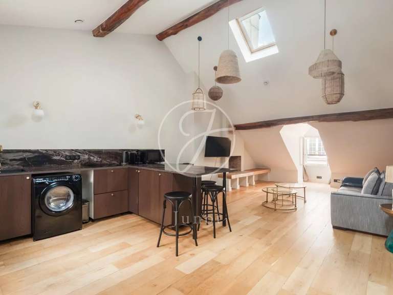 Appartement Paris 6e - 2 chambres - 80m²