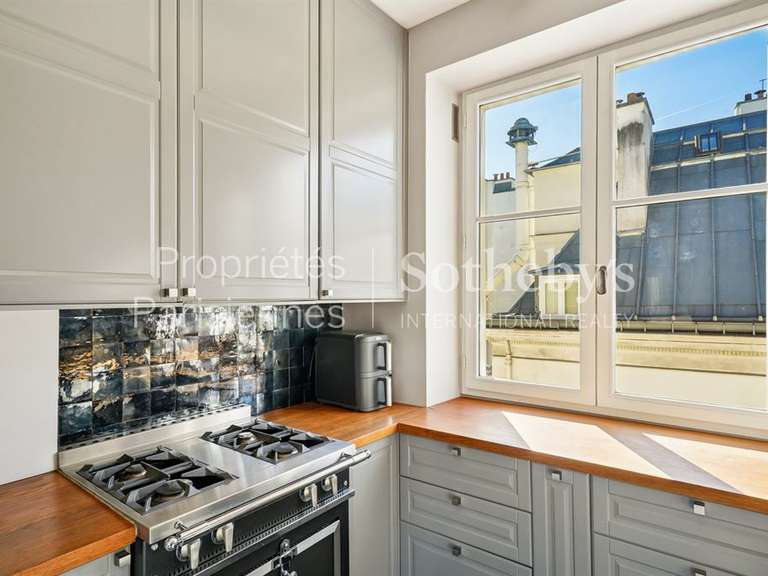 Appartement Paris 6e - 2 chambres - 181m²