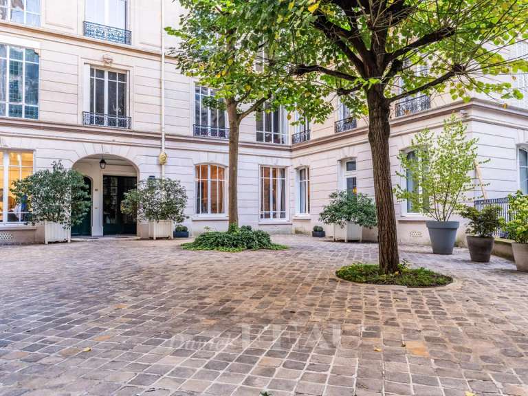 Appartement Paris 6e - 3 chambres - 147m²