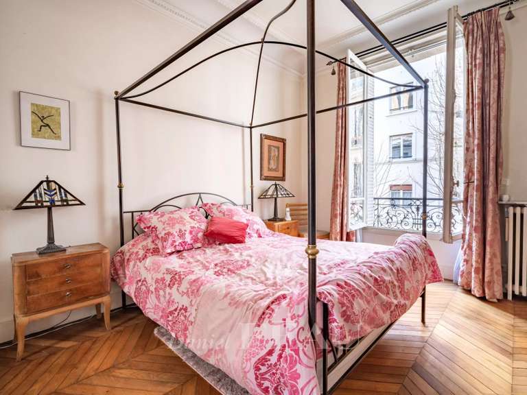 Appartement Paris 6e - 3 chambres - 147m²