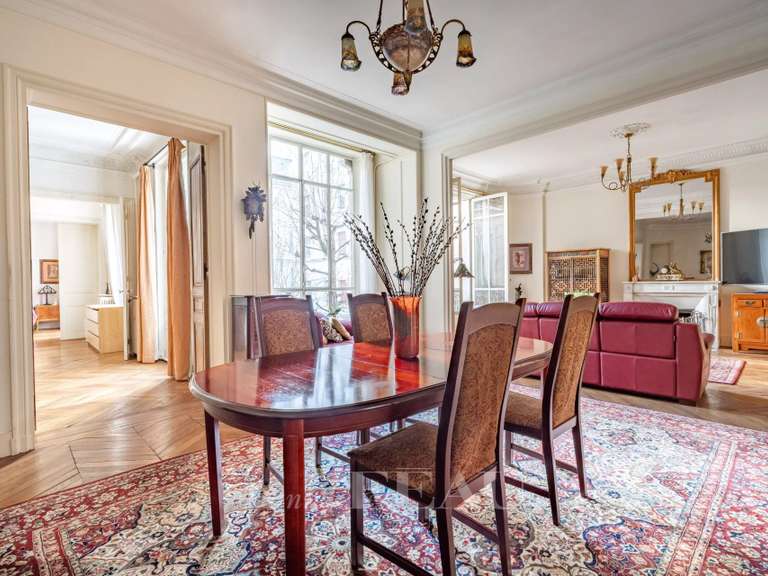 Appartement Paris 6e - 3 chambres - 147m²
