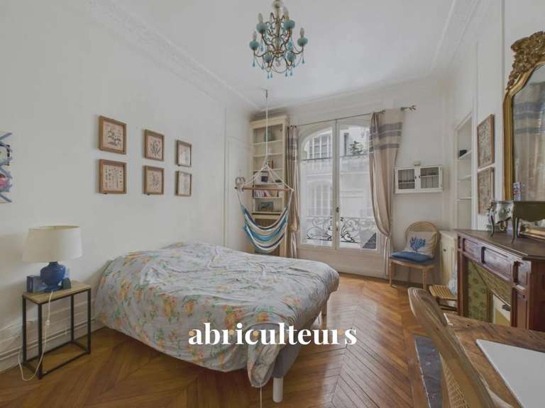 Appartement Paris 6e - 3 chambres - 105m²