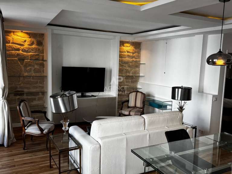 Appartement Paris 6e - 2 chambres - 75m²