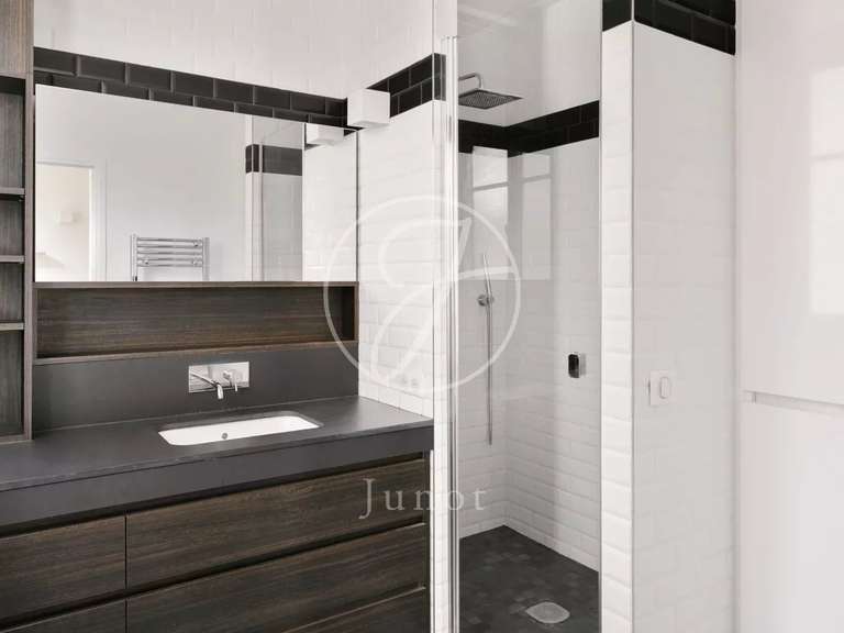 Appartement Paris 6e - 3 chambres - 156m²