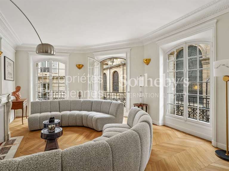 Appartement Paris 6e - 2 chambres - 111m²