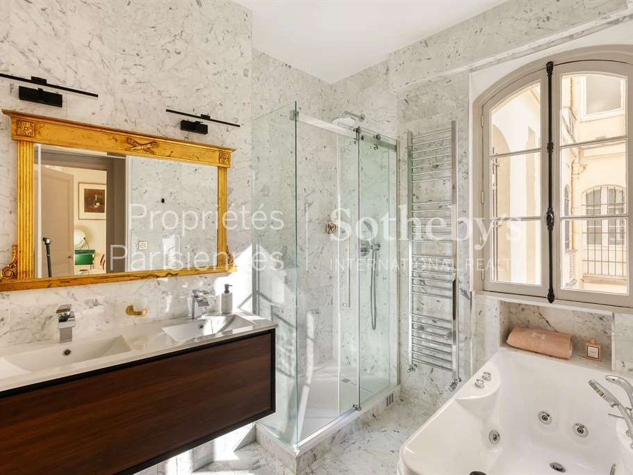Apartment Paris 6e