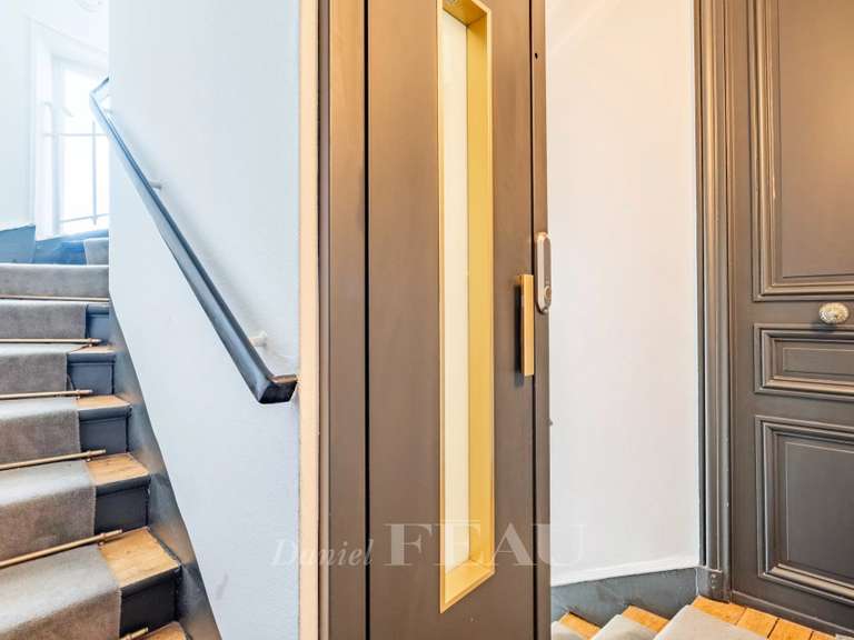 Appartement Paris 6e - 4 chambres - 151m²