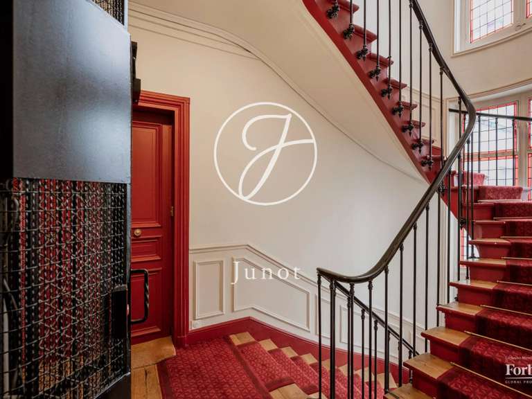 Appartement Paris 6e - 3 chambres - 162m²