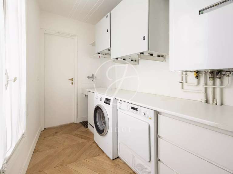 Appartement Paris 6e - 4 chambres - 230m²